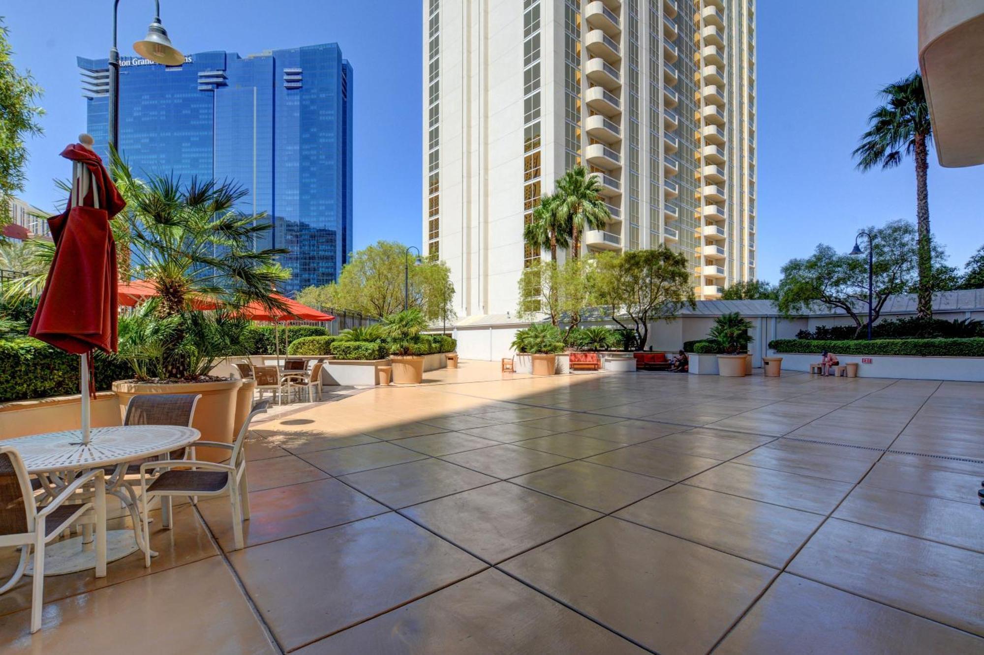 Mgm Signature-04-714 1Br 2Ba Balcony Suite Лас-Вегас Экстерьер фото