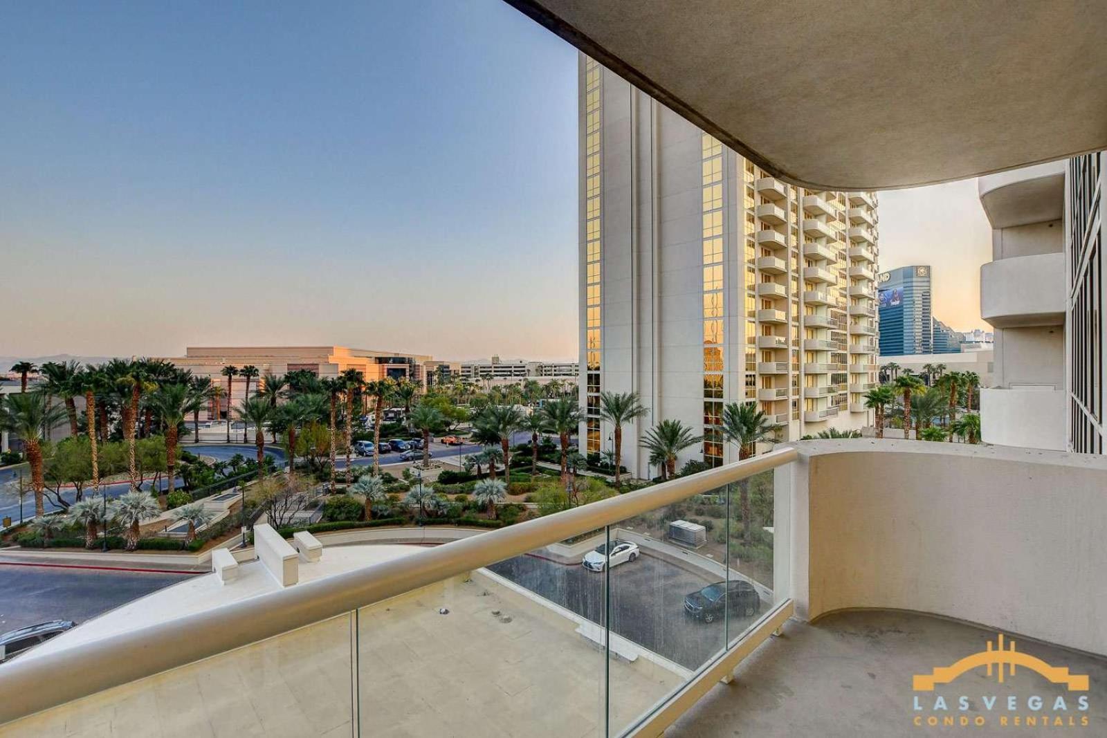 Mgm Signature-04-714 1Br 2Ba Balcony Suite Лас-Вегас Экстерьер фото